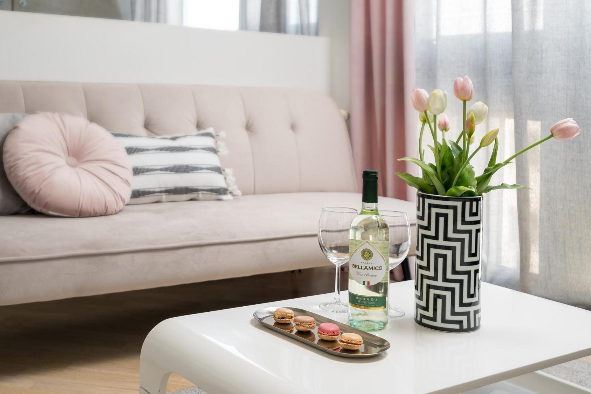 Air-Conditioned Premium Loft Warsaw Skyline Only 900 M To Central Station Εξωτερικό φωτογραφία